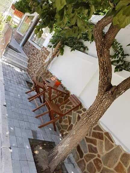 Hotel Paralia Неа Карвали Екстериор снимка