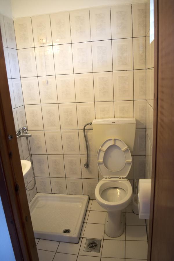 Hotel Paralia Неа Карвали Екстериор снимка