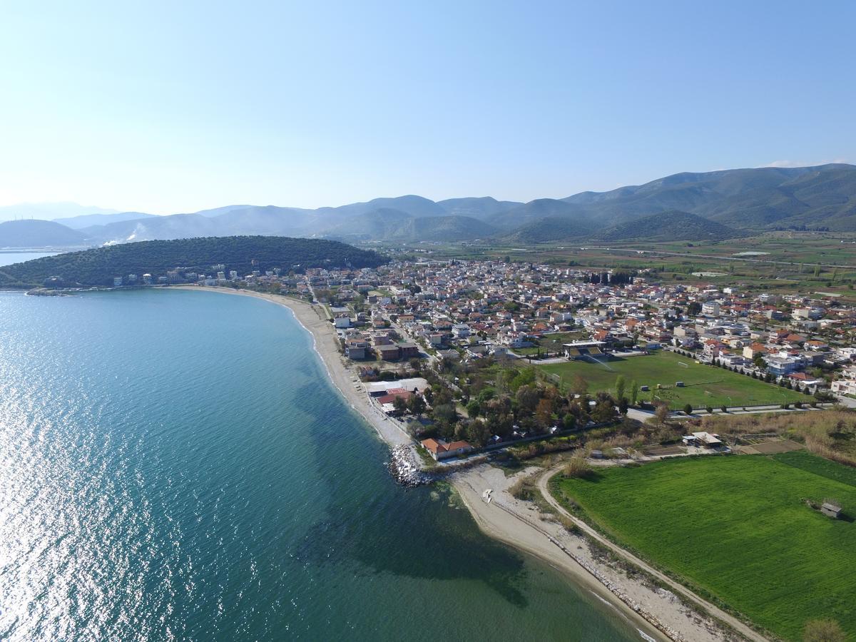 Hotel Paralia Неа Карвали Екстериор снимка