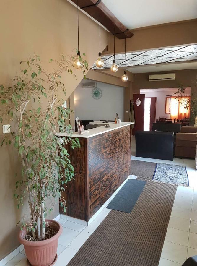 Hotel Paralia Неа Карвали Екстериор снимка